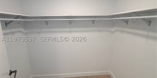 9221 E Bay Harbor Dr Gallery 19