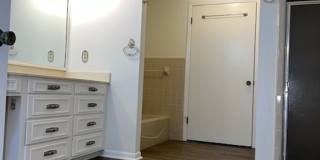 Spacious Ranch Gallery 11