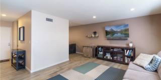 628 E Birch Gallery 1
