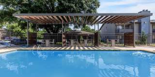 301 Greenville Apartments Gallery 12