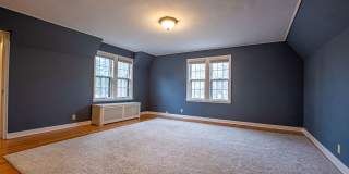 Gorgeous 5 Bedroom / 4.5 Bath Home located right off Happy Hollow Blvd! Gallery 22