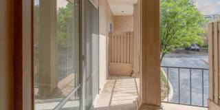 Beautiful Townhome in Alamo Heights!! Gallery 27