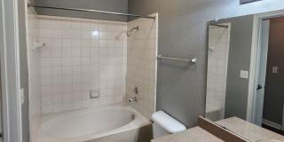 The Hamilton Apartments Gallery 60