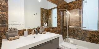 1759 SW 30th Pl Gallery 39