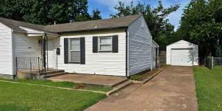 Conveniently located 2 Bed 1 Bath in Faith Village! Gallery 3