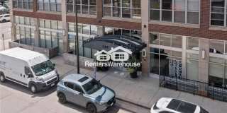 521 South 7th Street Gallery 20