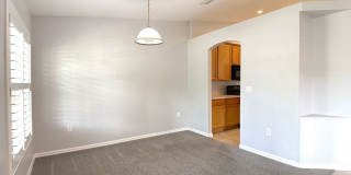 Beautiful 3 Bed 2 Bath Ranch Pool Home! Lawn & Pool Care Included! Gallery 14