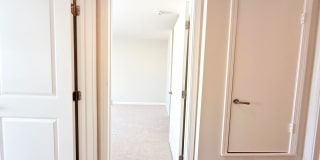 Fantastic Spacious 2 bed 2 bath condo in prime Sherman Oaks - Studio City with Pool and Gym! Gallery 24