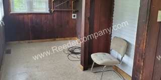 Large 2 bedroom home (close to the beach) Gallery 3