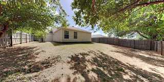 Cozy 3 Bedroom, 2 Bathroom Home in Norman Schools. Gallery 19