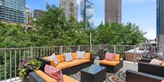 447 N McClurg Court Gallery 4