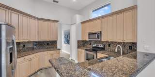 558 NW 118th Ave Gallery 17