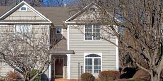 Cat-Friendly Forest Lakes South Townhome Gallery 1