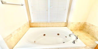 715 Fairway Point Drive Gallery 12