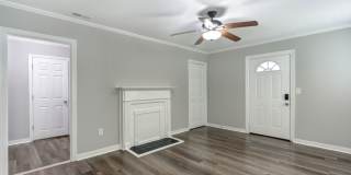 Large East Savannah 2BR/1BA Home For Rent Gallery 3