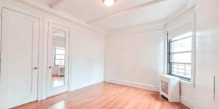 290 E 75TH ST. Gallery 4