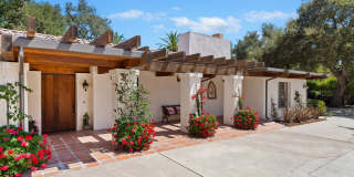 Fully Furnished Hope Ranch Retreat with Golf Course Views & Private Casita Gallery 4