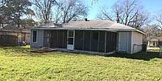 PRE-LEASE AUG 2027! Charming 2 Bed Cottage w/ Screened In Porch & Vintage Character! Gallery 1