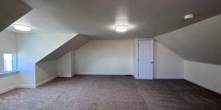 Updated 3BR 1.5 Bath House plus off street parking spot Updated 3BR 1.5 Bath House plus off street parking spot Gallery 23