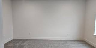 $1000 OFF YOUR 1ST MONTHS RENT! BRAND NEW TOWNHOME IN THE DESIRABLE SOUTHRIDGE AREA! Gallery 27