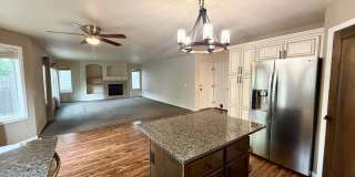Stunning 4 bedroom/ 2.5 bath home with 2 car Attached Garage in Fort Collins, Colorado Gallery 16