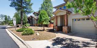 Gorgeous townhome near NAU Gallery 36