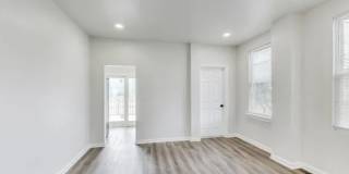 Charming 2BR Duplex in Baltimore Gallery 1