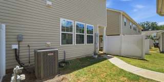 Luxury End-Unit Townhome in Desirable Chateau Community Gallery 43