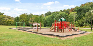 Large 2 Bedroom Luxury Townhome For Rent Near Billy Dunlop Park! Gallery 27