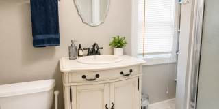 55 Cherry St. Gallery 10