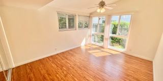Spacious 3BR Single-Story Residence | Central Air, Fireplace, Private Backyard Retreat Gallery 17