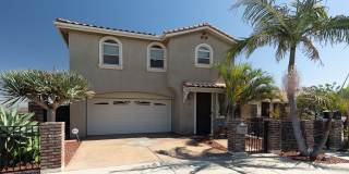Huge Bay Front 3 Bed 2.5 Bath Gallery 1