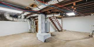 408 Broughton Street Gallery 32