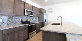 3 Bedroom, 2.5 Bath Townhome in Central Kennewick Gallery 3