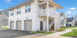 LEO at Flint Crossing Gallery 5