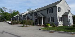 Modern 2Br-1.5Ba Townhouse in East Weymouth Modern 2Br-1.5Ba Townhouse in East Weymouth Gallery 1