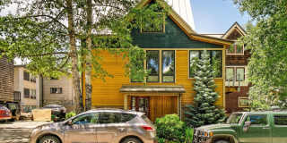 111 S Sixth Street Gallery 54