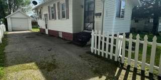 2 bedroom, 1 bathroom home Gallery 3