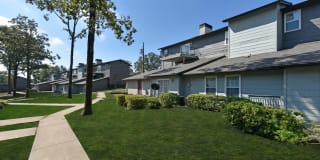 Icon Lakewood Gallery 21