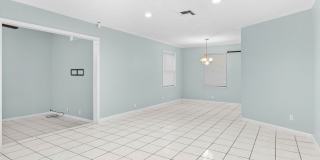 527 LIVELY DR Gallery 3