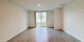 3 Bedroom 2 Bath with Double Car Garage in Poinciana! Gallery 10