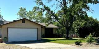 Well maintained home on 1.14 acres - Landscaping included! Gallery 1