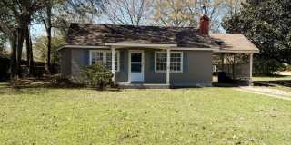 Charming 2-bedroom, 1-bath home Gallery 1