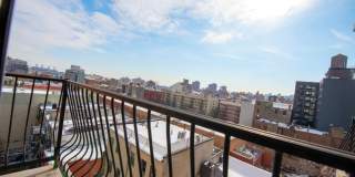2205 Third Avenue Gallery 5