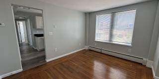 225 Golden Hill St Gallery 8