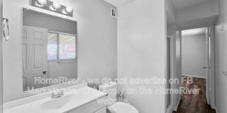 512 S 75th Pl Gallery 18