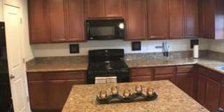Four Bedroom, Three Bath Home in Somersett Four Bedroom, Three Bath Home in Somersett Gallery 5