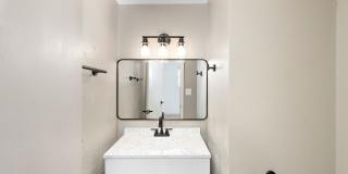 Oval Spring Apartments Gallery 10