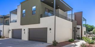 LUXURY GOLF COURSE CONDO (FURNISHED OR UNFURNISHED) LUXURY GOLF COURSE CONDO (FURNISHED OR UNFURNISHED) Gallery 1
