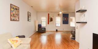 1342 Hubbard Gallery 7